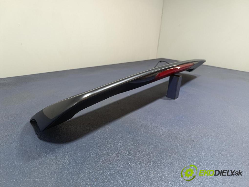 Volvo V70 2004 spoiler