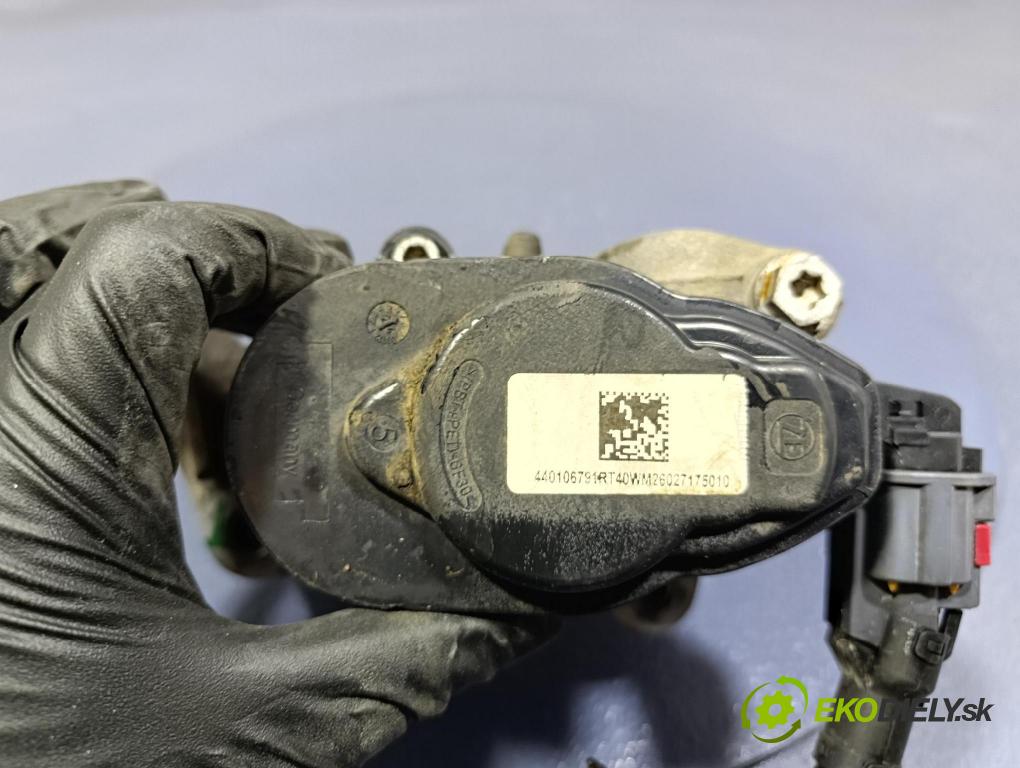 Renault Kangoo 2024 brzdič brzdový zad Vľavo: 440106791R