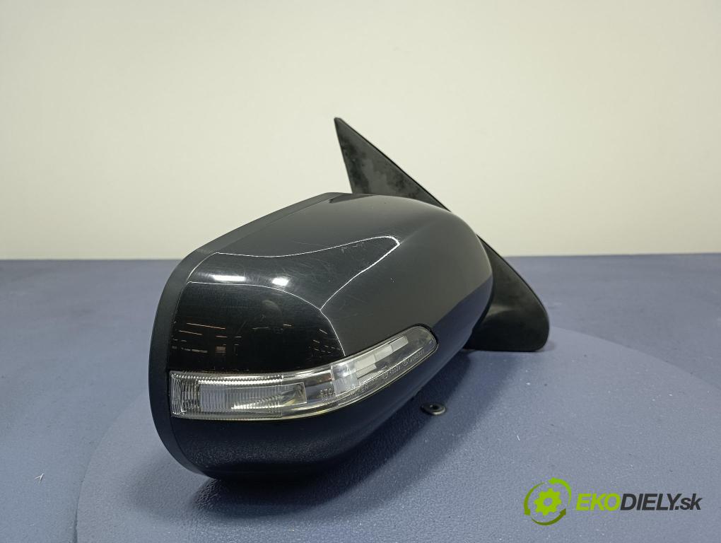 Suzuki Grand vitara 2011 zpětné zrcátko prave