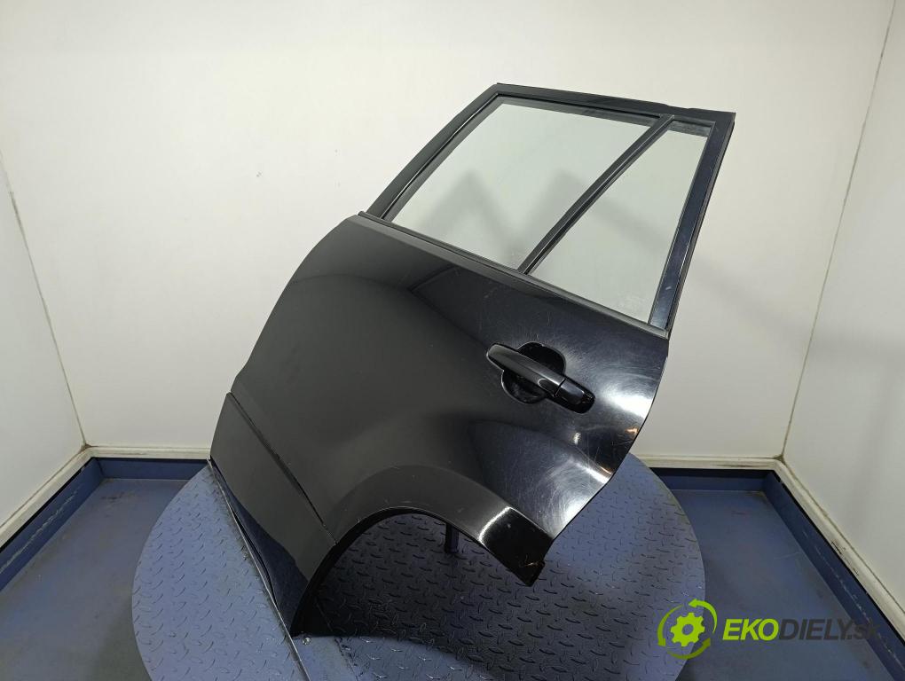 Suzuki Grand vitara 2011 dveře Zad: Vlevo, odjet: