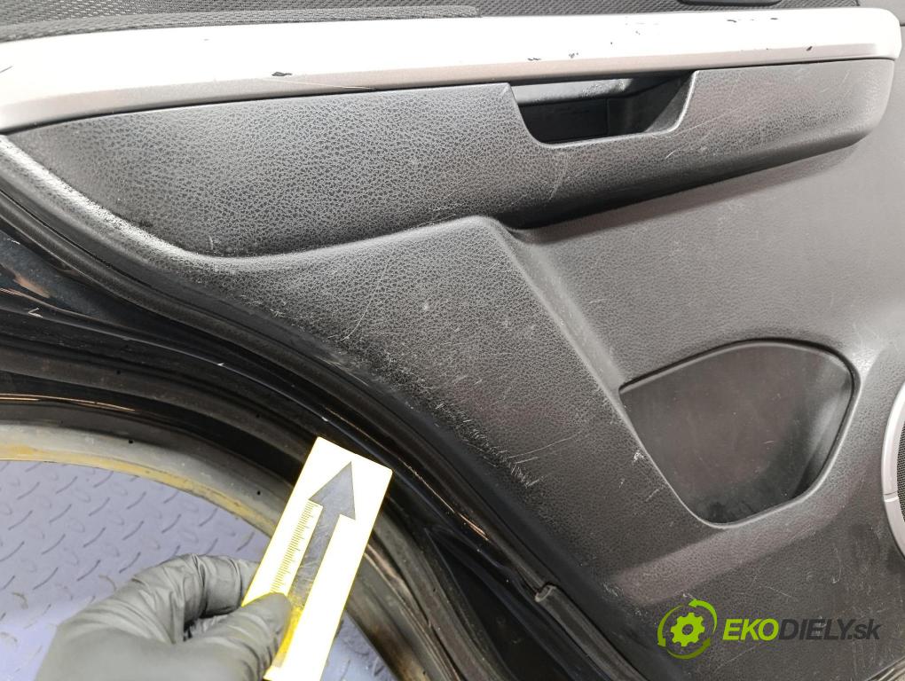Suzuki Grand vitara 2011 dveře Zad: Vlevo, odjet:
