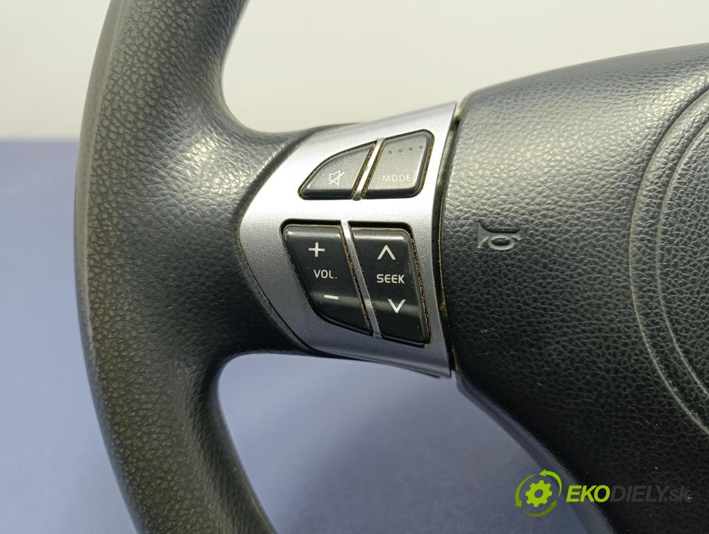Suzuki Grand vitara 2011 volant
