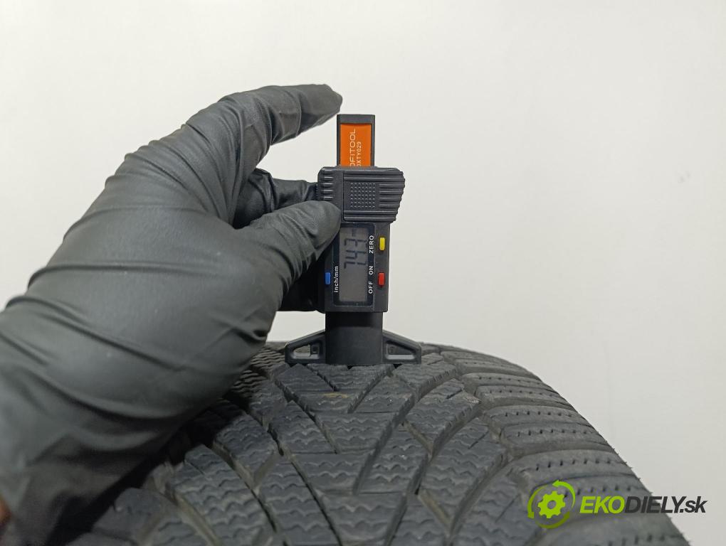 Renault Laguna 2004 pneumatiky: Zima 6932094100394