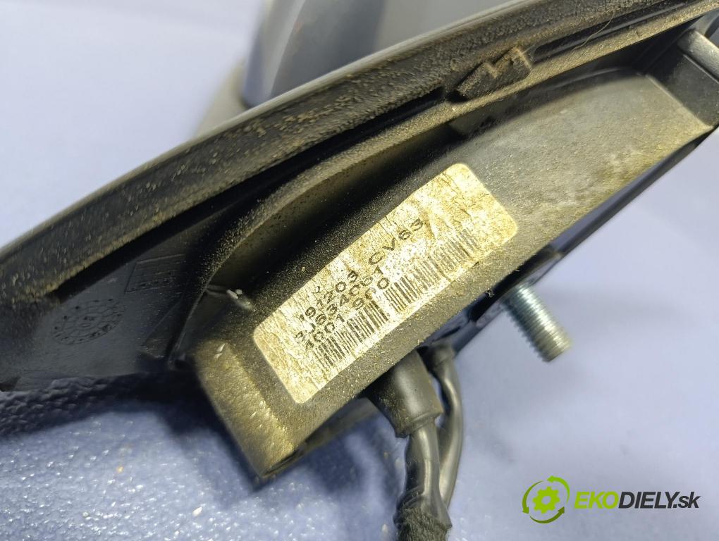 Volvo V70 2004 zpětné zrcátko prave 30634061