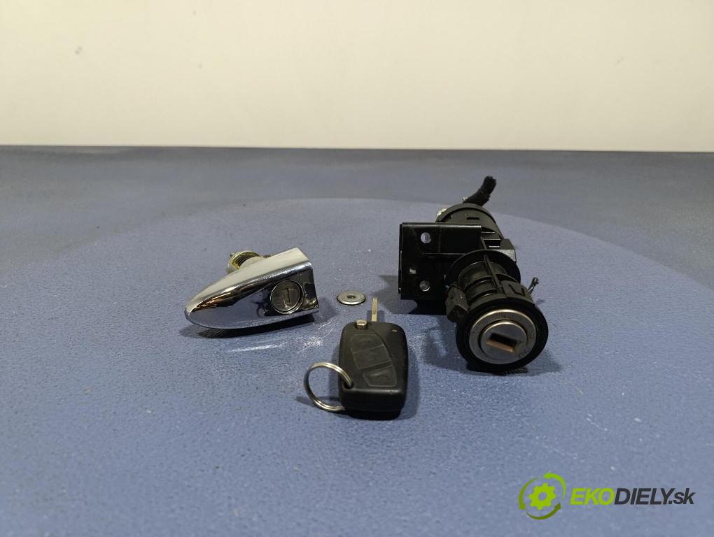 Lancia Ypsilon 2007 Spínač zapalování. 00468453610