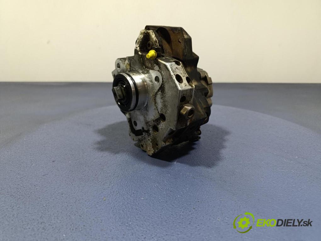 Volvo V70 2004 čerpadlo Injekcia: 8689591