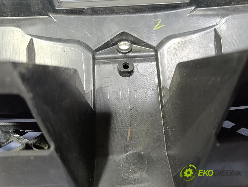Suzuki Grand vitara 2011 mřížka / Gril: 71743-77K0