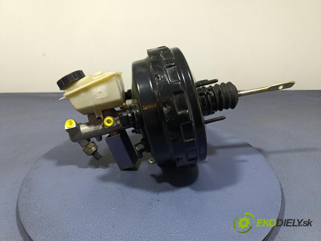 Volvo V70 2004 servo Brzdní: P30683452