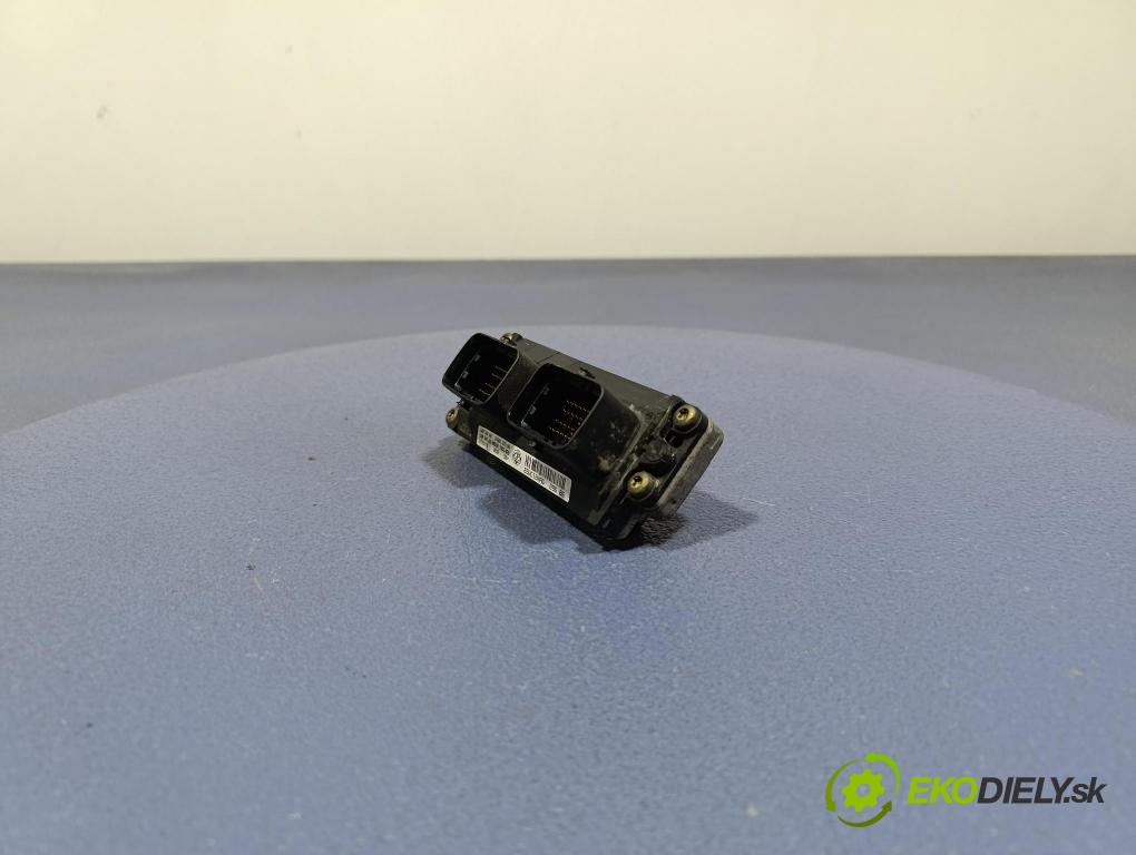 Lancia Ypsilon 2007 riadiaca jednotka Motor: 51793110