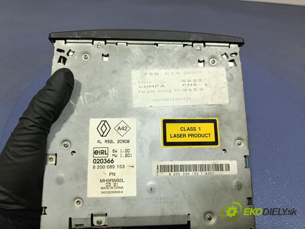 Renault Espace 2004 Radio I Navigácia: 8200089153