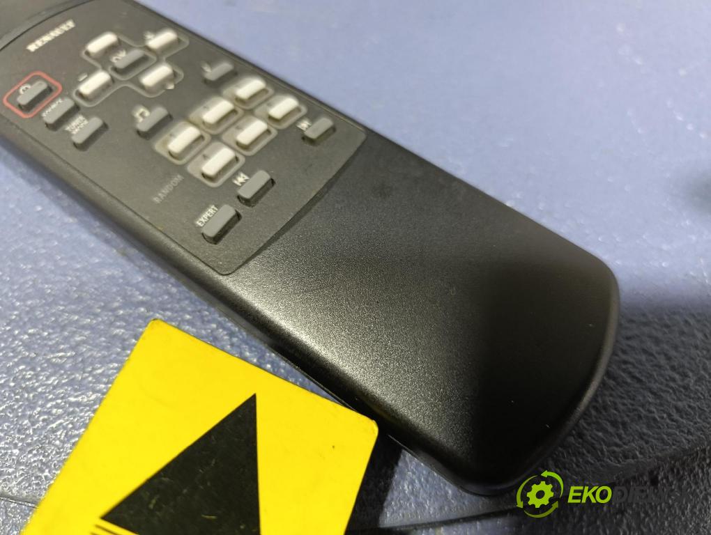 Renault Espace 2004 Radio I Navigácia: 8200089153