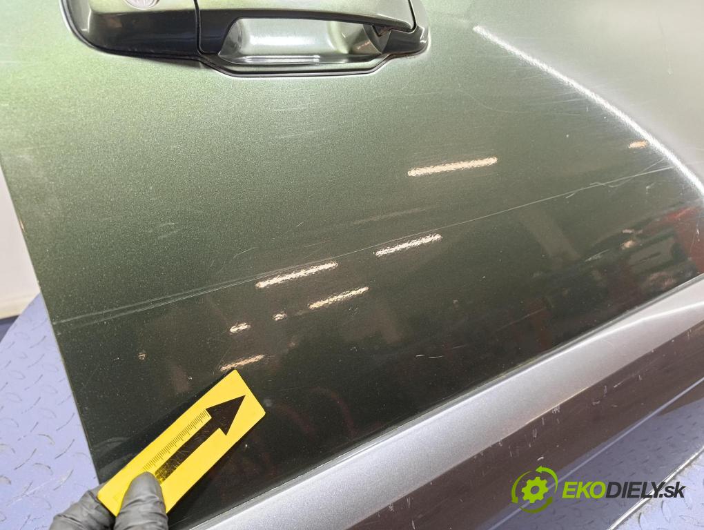 Kia Sorento 2004 dvere Predné pravé