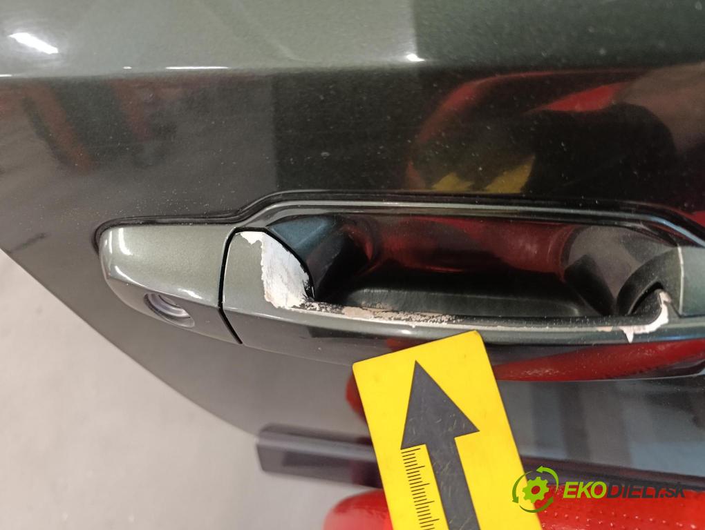 Kia Sorento 2004 dvere Predné pravé 