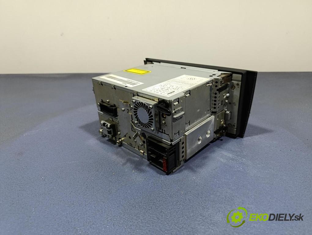 Audi A6 2003 Radio I Navigácia: 4B0035192K