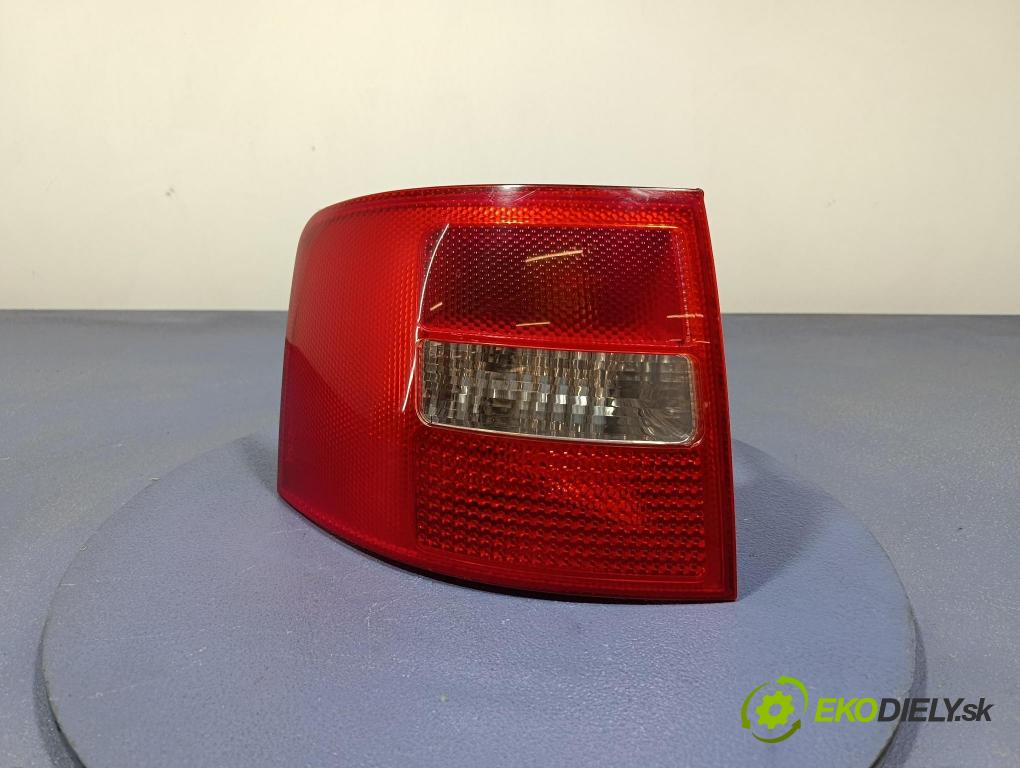 Audi A6 2003 svetlo / reflektor zad ľavá Vonkajsia: 4B9945095F