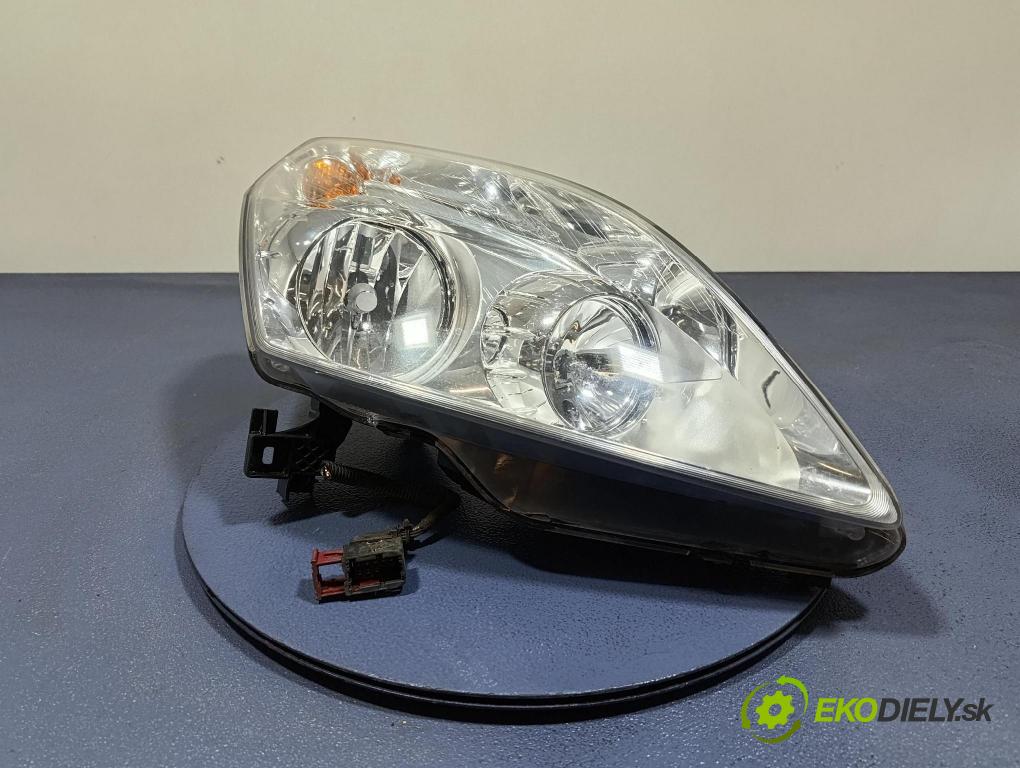 Opel Zafira 2006 Reflektor: v pravo: 442-1149R