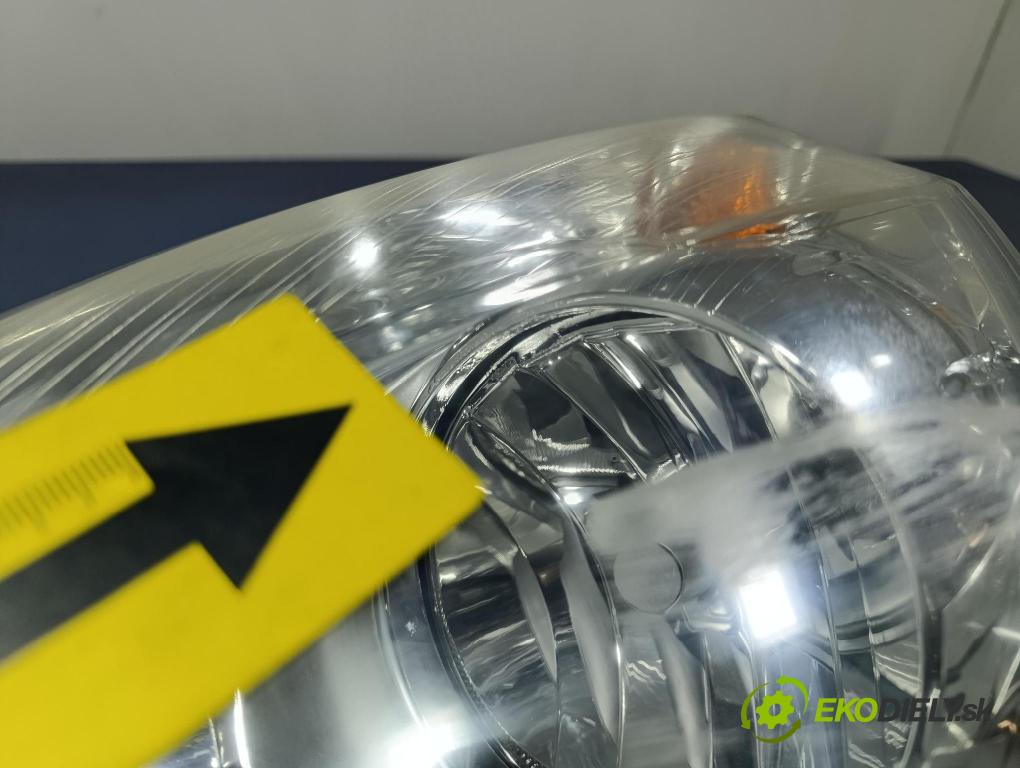 Opel Zafira 2006 Reflektor: Vľavo: 442-1149L