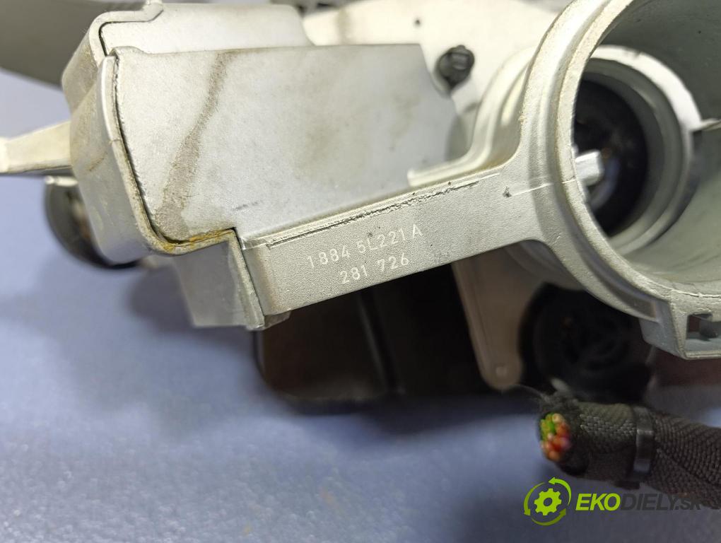Opel Zafira 2006 řídící jednotka Motor: 55198922