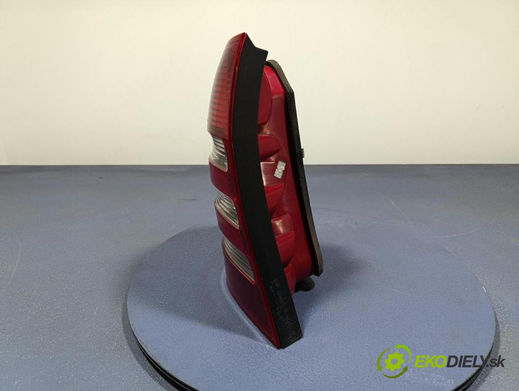 Mercedes C-klasa 2005 světlo Zad: levá Mimo: A2038202364