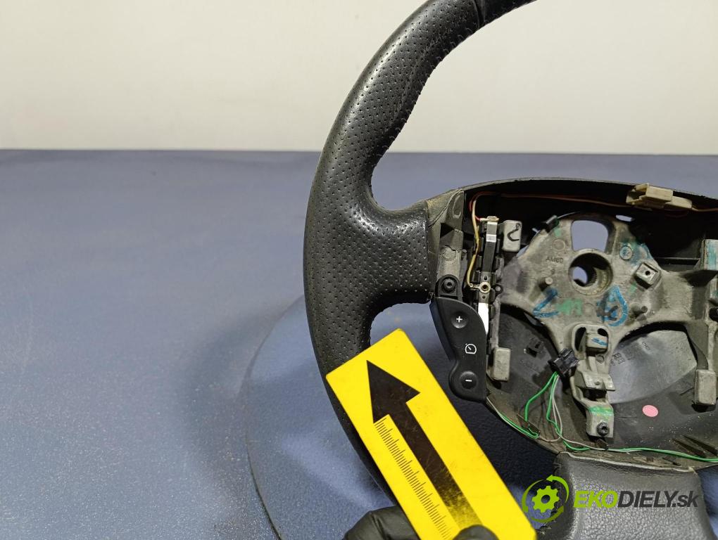 Renault Scenic 2007 volant 8200106306