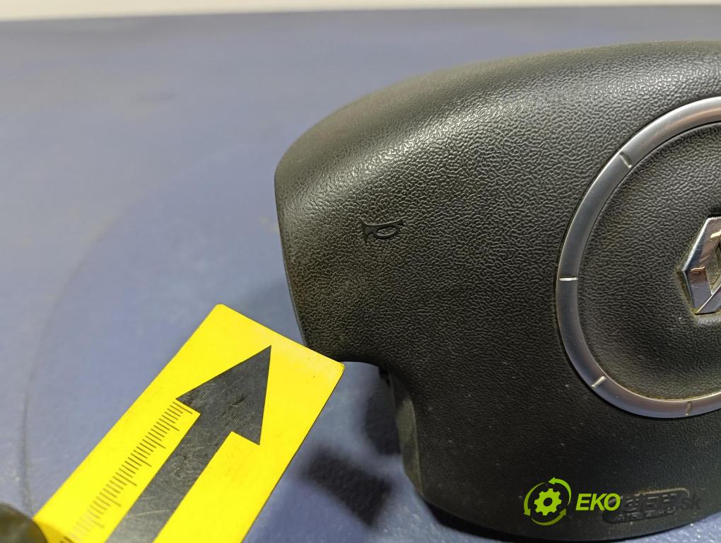 Renault Scenic 2007 volant 8200106306