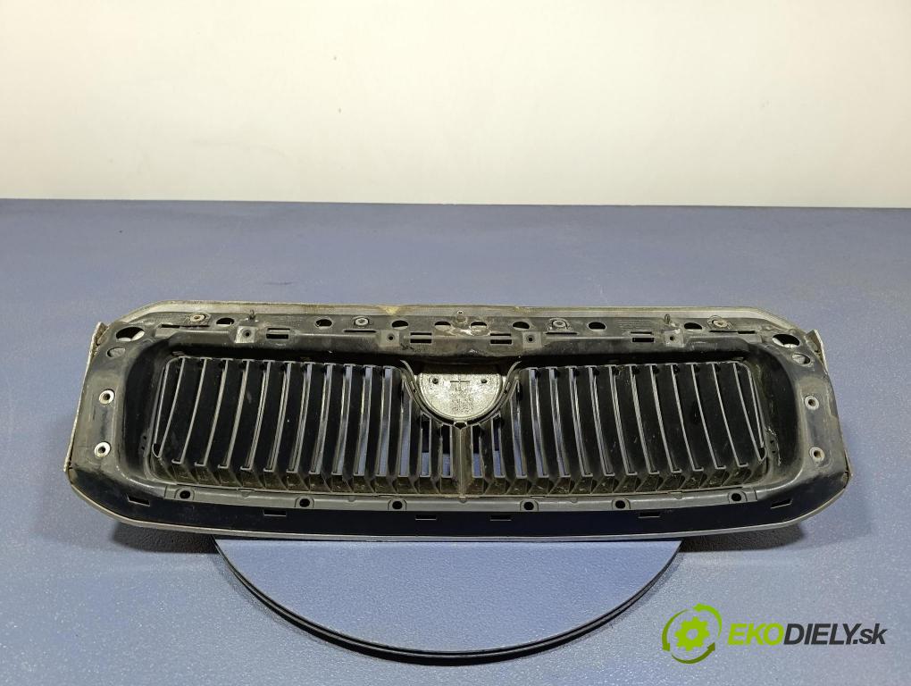Skoda Octavia 2004 mřížka / Gril: 1U0853651E