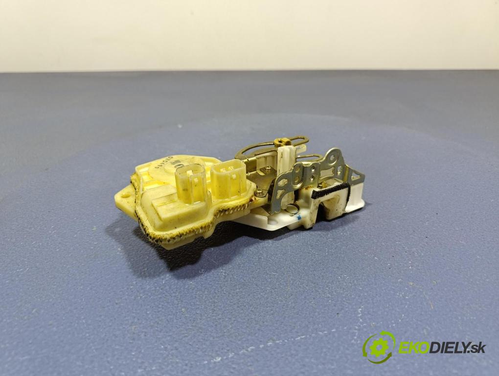 Honda Cr-v 2002 zámek Klapky: kufr