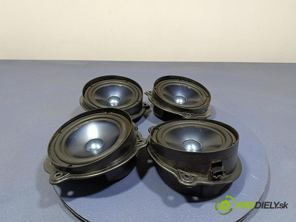 Mercedes Cls 2005 Mluvčí: / Subwoofer: A2198200102
