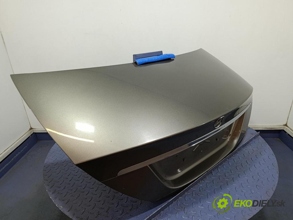 Mercedes Cls 2005 zadní dveře kufra: kufr