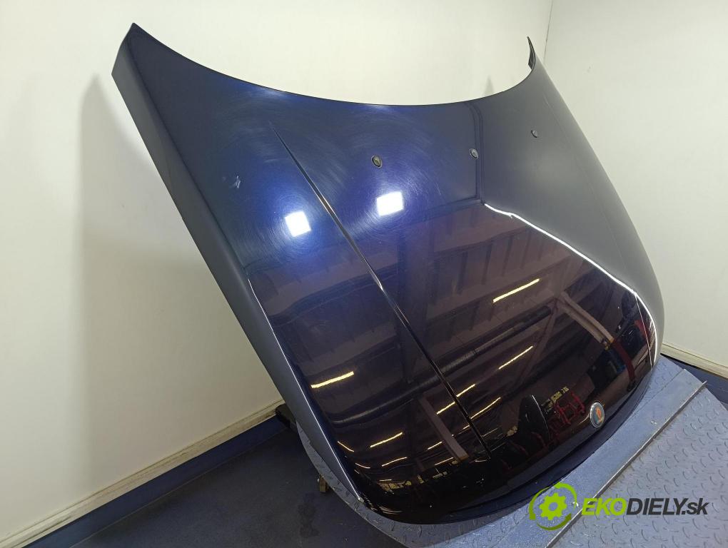 Saab 9-5 2002 kapota přední:
