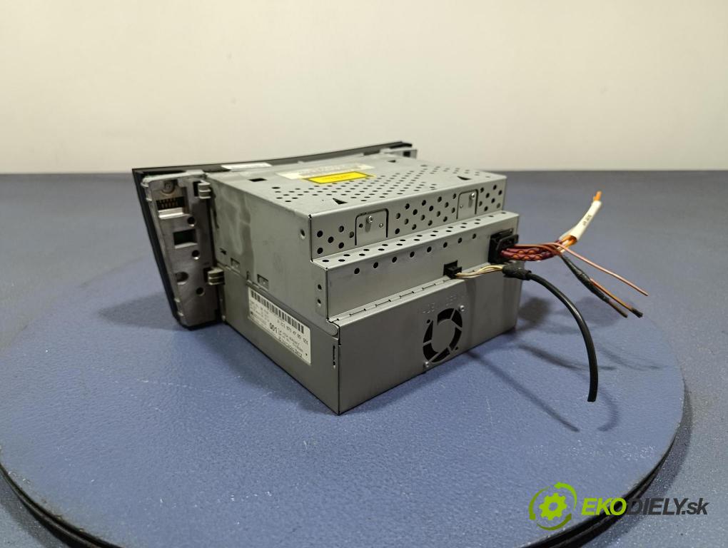 Mercedes Cls 2005 Radio I Navigace: A2118704789