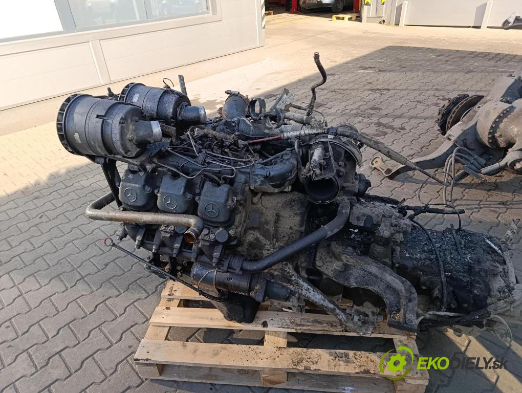 Setra S215 1995 motor Diesel OM441