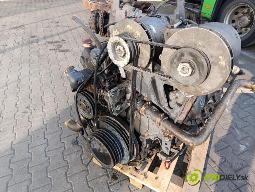 Setra S215 1995 motor Diesel OM441