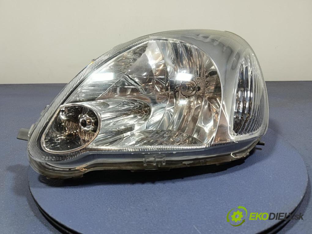 Toyota Yaris 2003 Reflektor: Vľavo: 212-11K8L