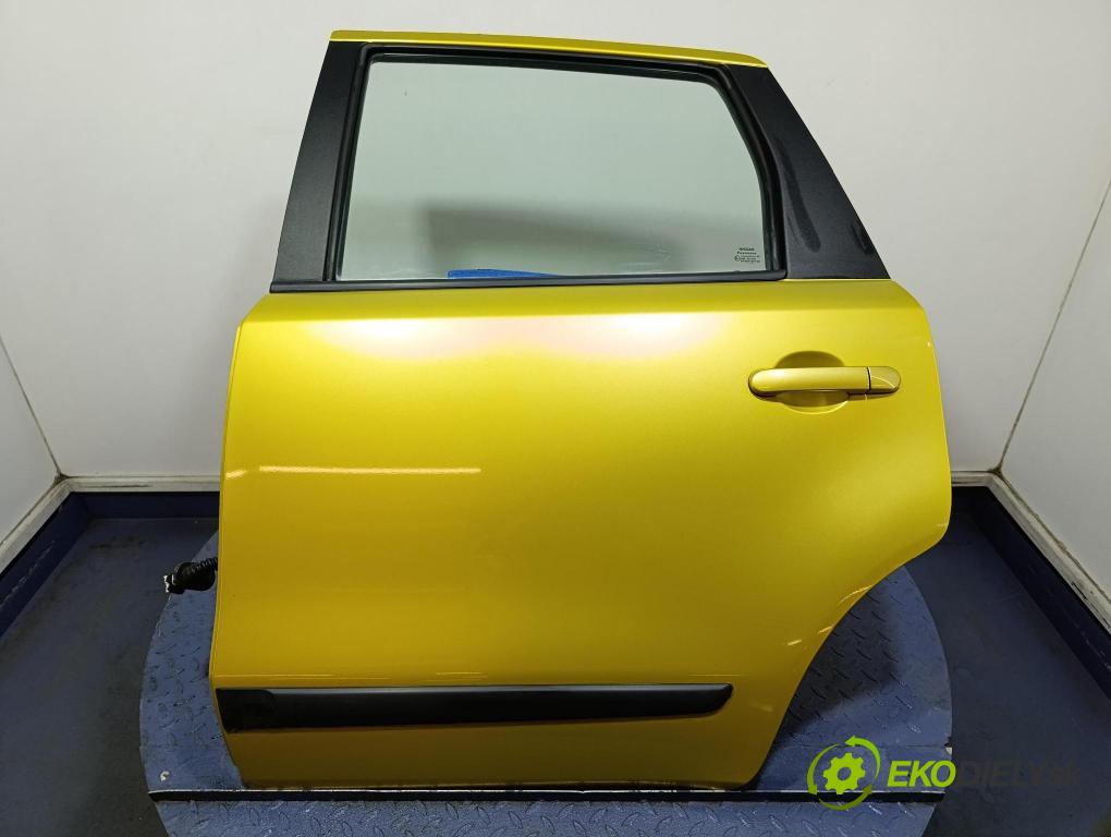 Nissan Note 2006 dvere zad Vľavo: