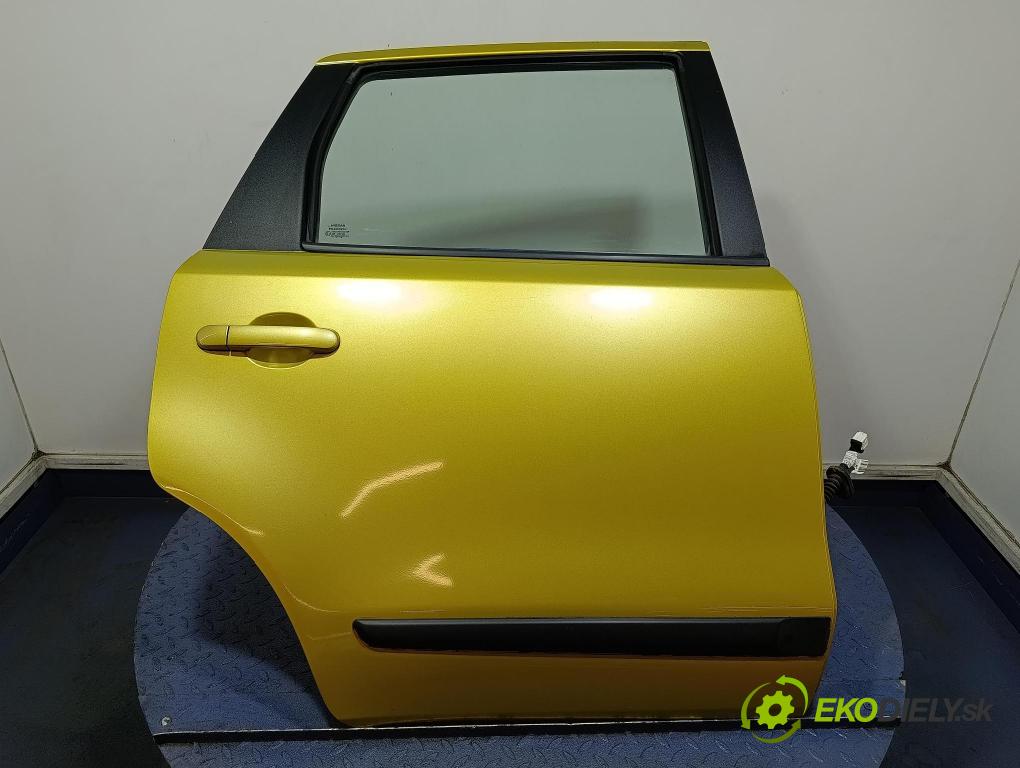Nissan Note 2006 dvere zad pravé