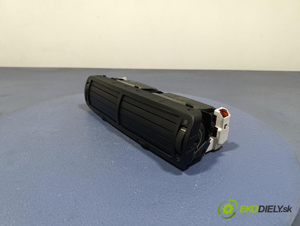 Vw Passat 2002 GRIDS: Prúd vzduchu: Vzduch: 3B0819728D