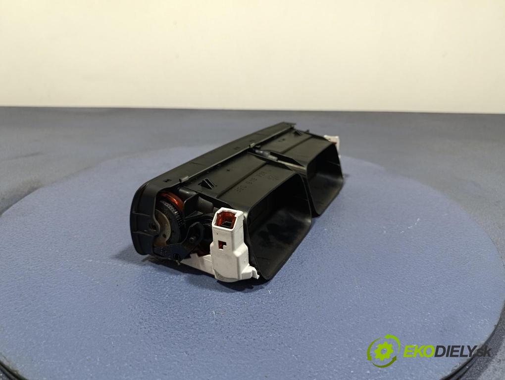Vw Passat 2002 GRIDS: Prúd vzduchu: Vzduch: 3B0819728D