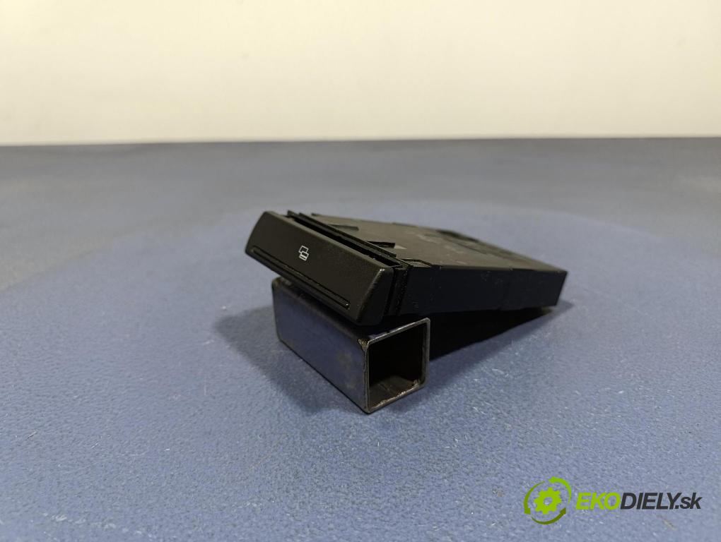 Audi A6 1999 kastlík 4B0941561C