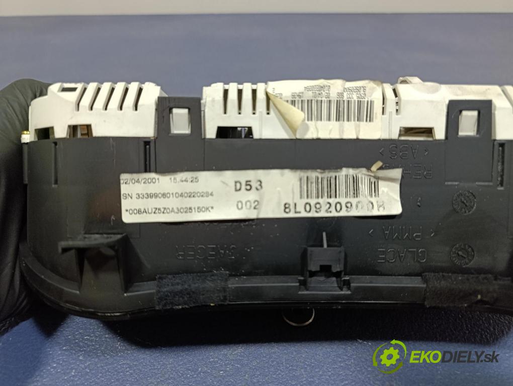 Audi A3 2001 prístrojovka/ budíky 8L0920900H