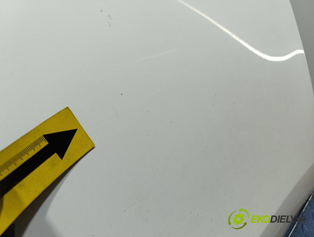 Toyota Verso 2015 dvere Predné pravé