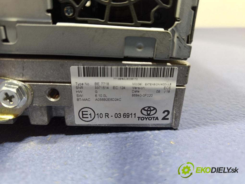 Toyota Verso 2015 Radio I Navigácia: 86140-0F051