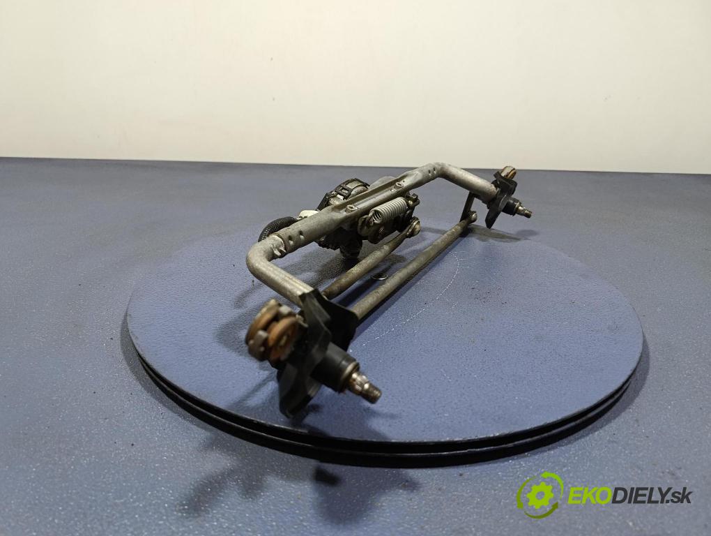 Toyota Verso 2015 mechanizmus motor: Stierače: Predné 85110-0F030