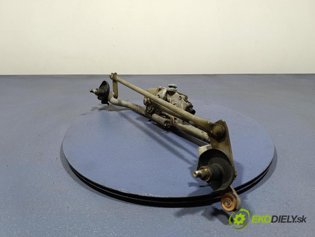 Toyota Verso 2015 mechanizmus motor: Stierače: Predné 85110-0F030