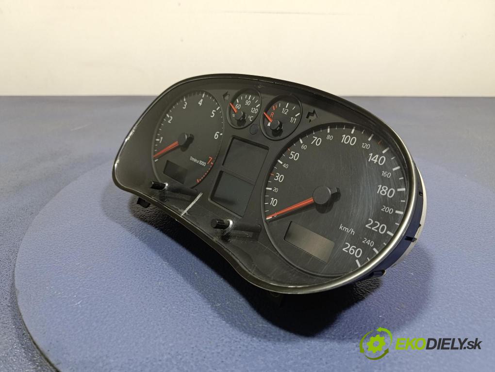 Audi A3 2003 Přístrojová deska 8L0920900L