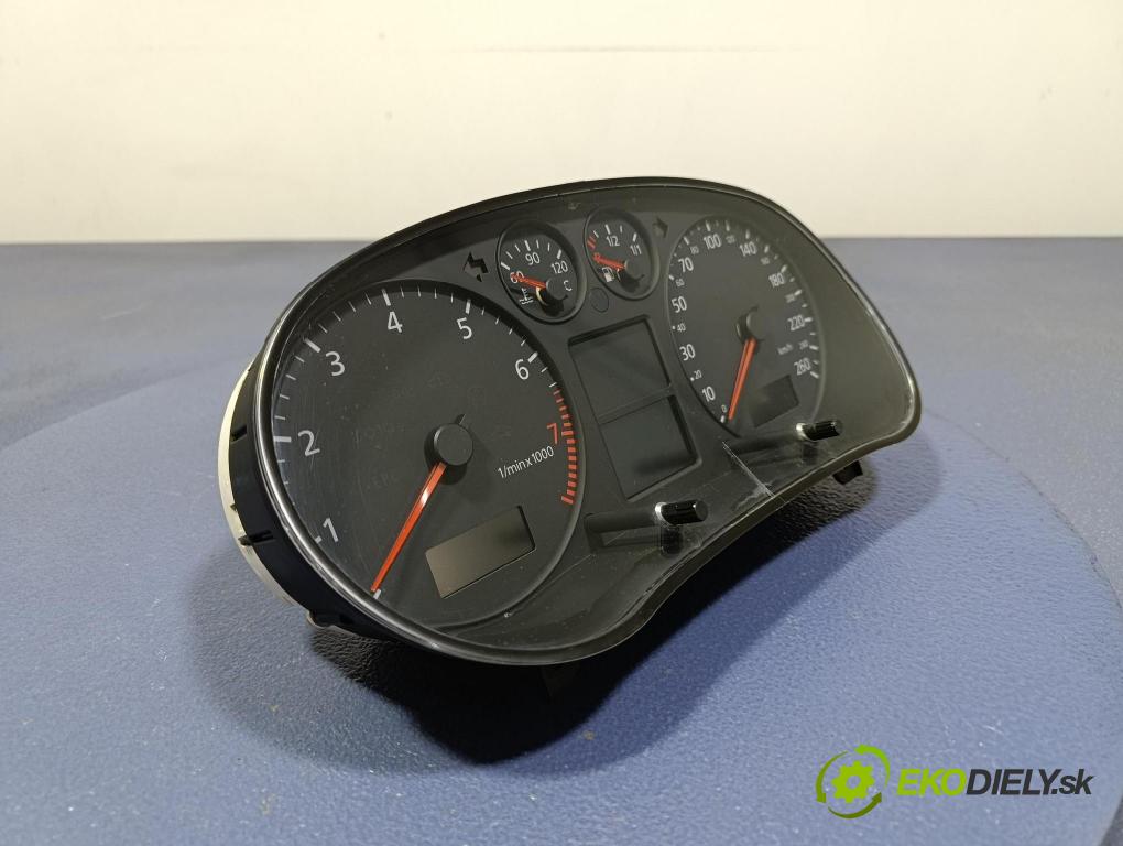Audi A3 2003 Přístrojová deska 8L0920900L