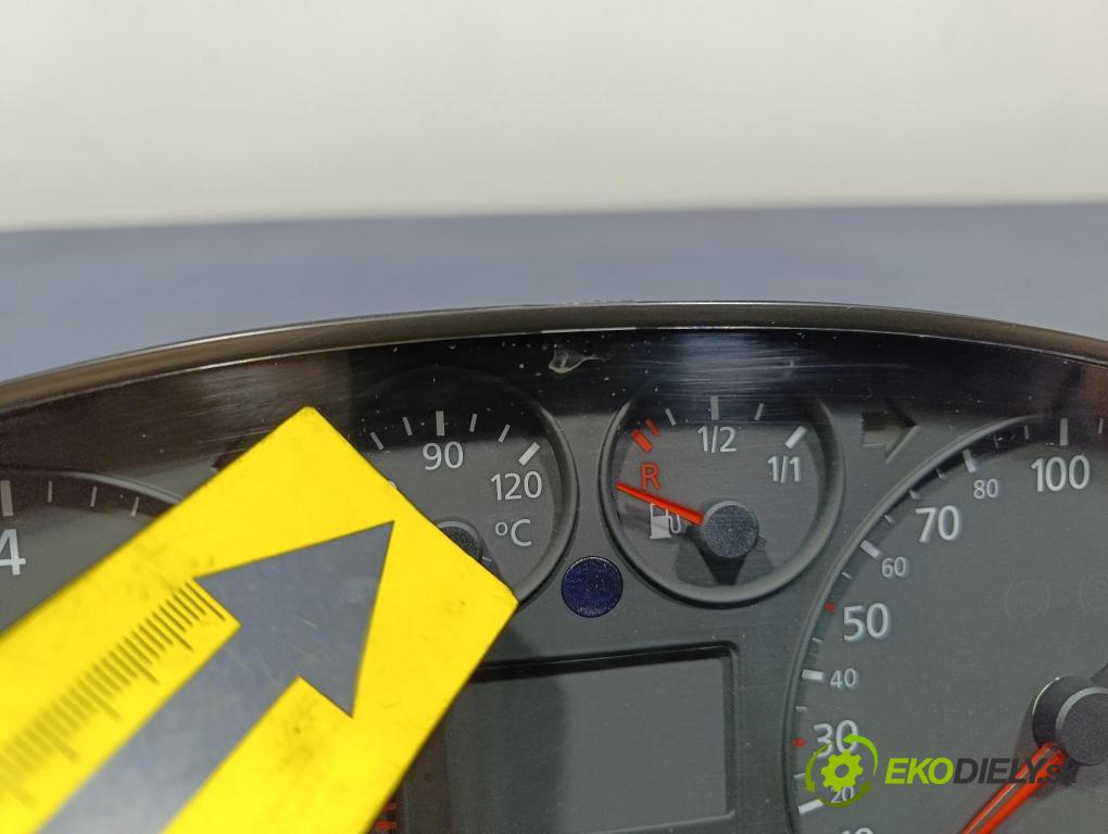 Audi A3 2003 Přístrojová deska 8L0920900L
