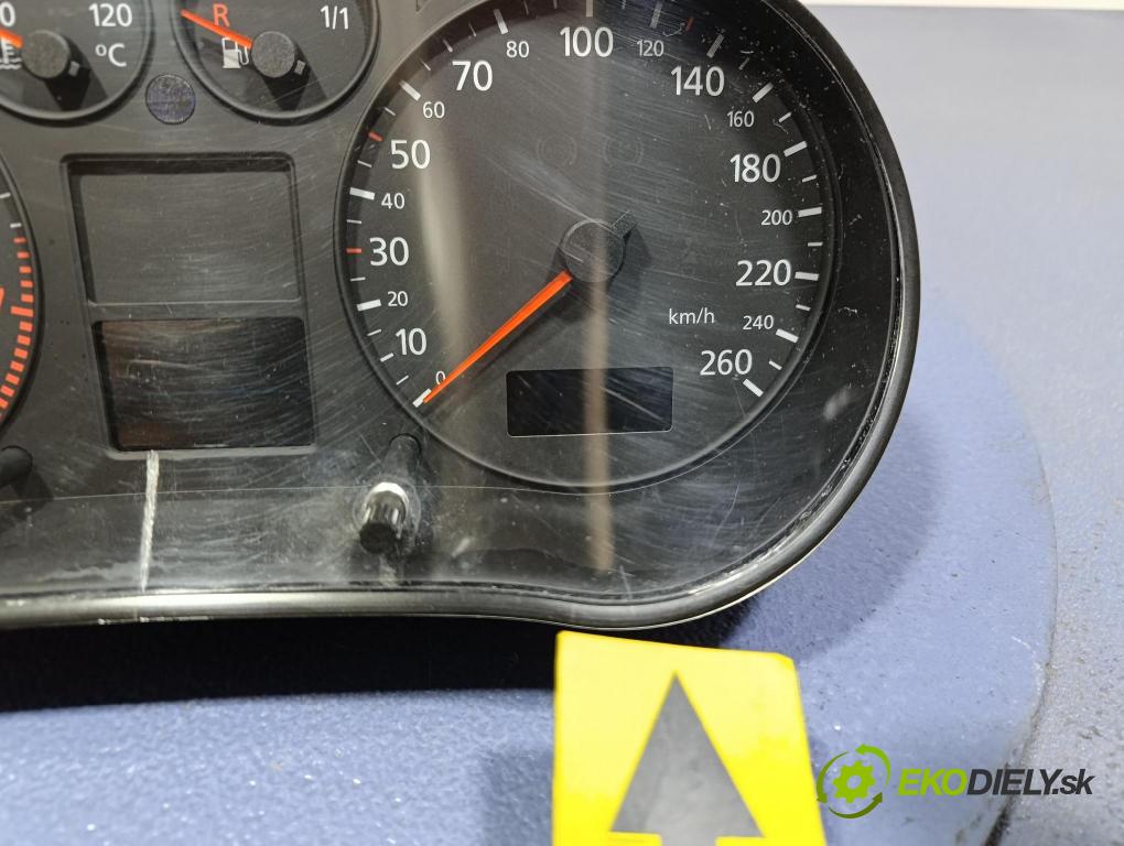 Audi A3 2003 Přístrojová deska 8L0920900L