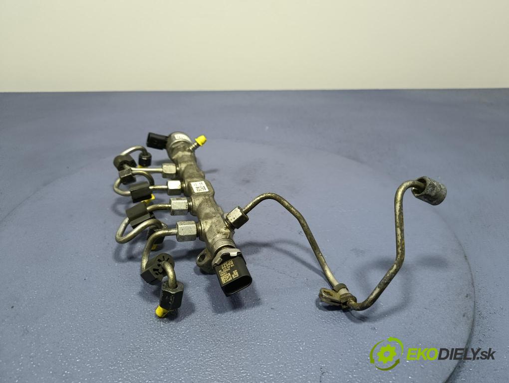 Skoda Octavia 0 lišta Zásobování 05L089J