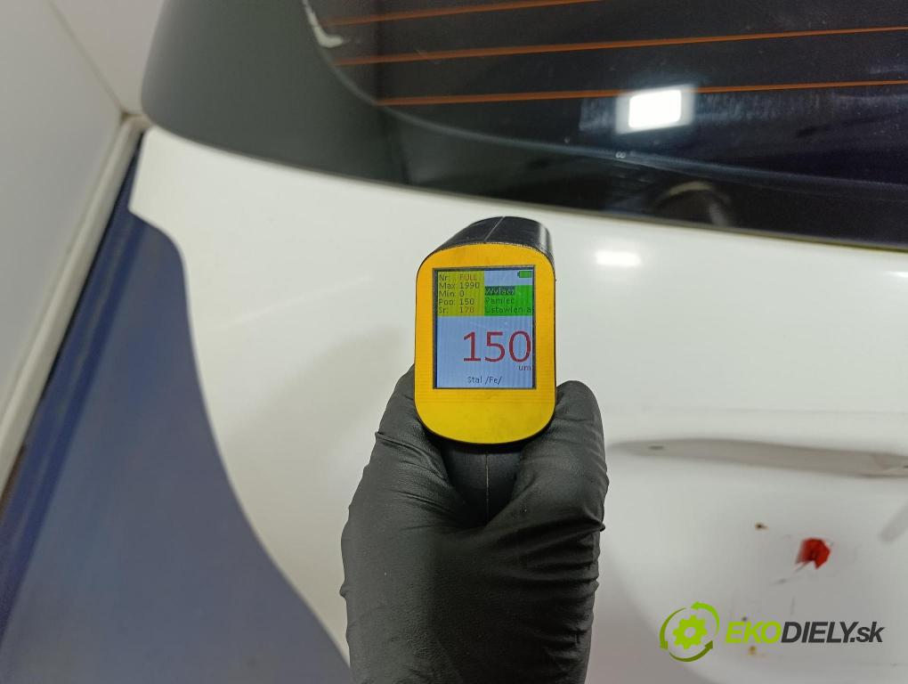 Toyota Verso 2015 zadní dveře kufra: kufr